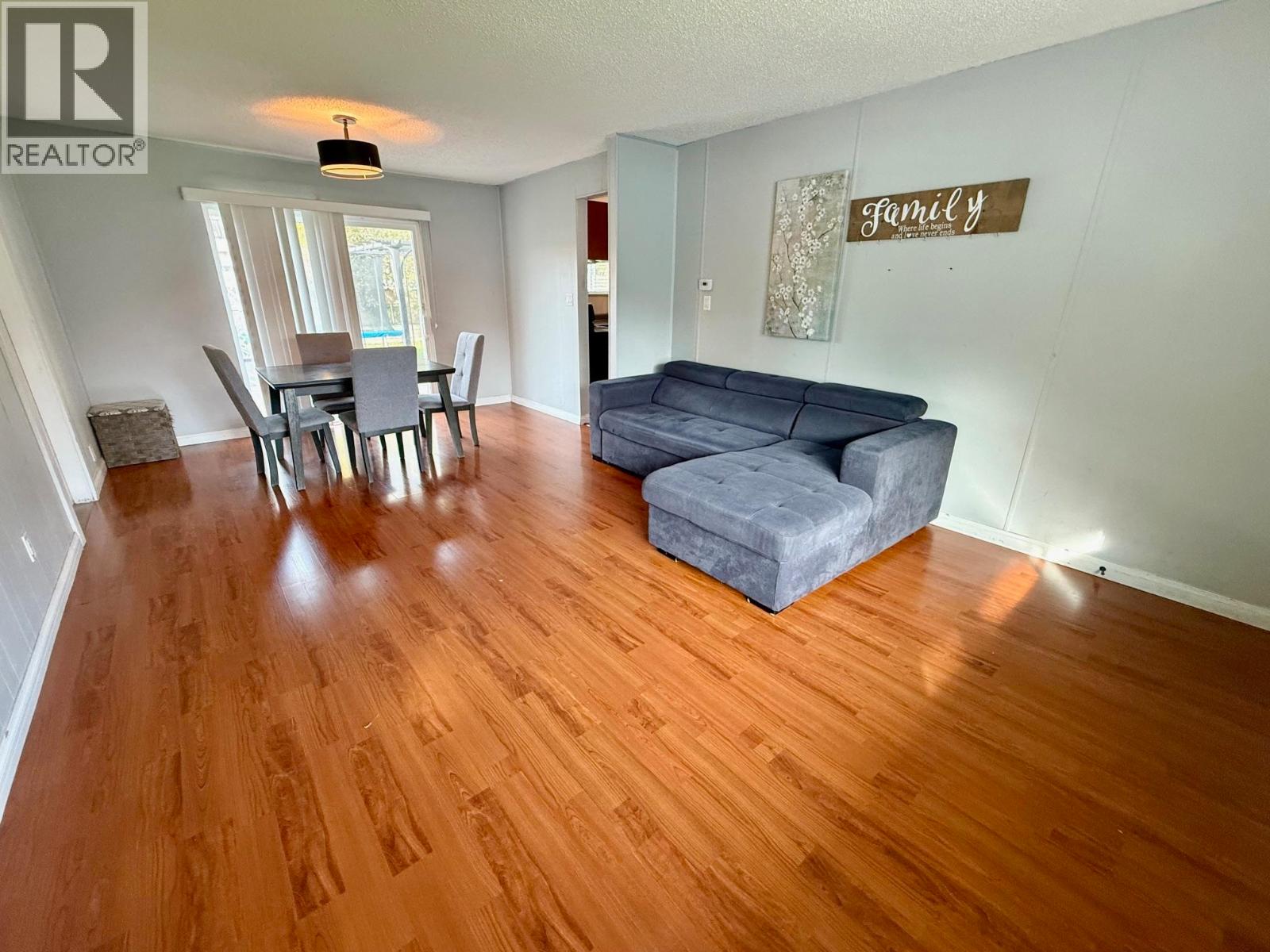 12255 Hillside Street, Maple Ridge, British Columbia  V2X 5W9 - Photo 3 - R3063047