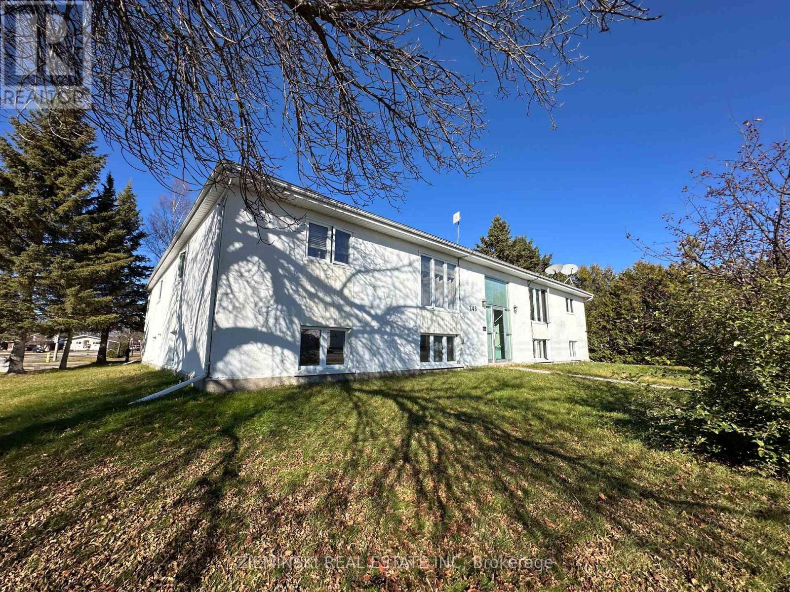 246 Cambridge Avenue, Iroquois Falls, Ontario  P0K 1E0 - Photo 24 - T12490086