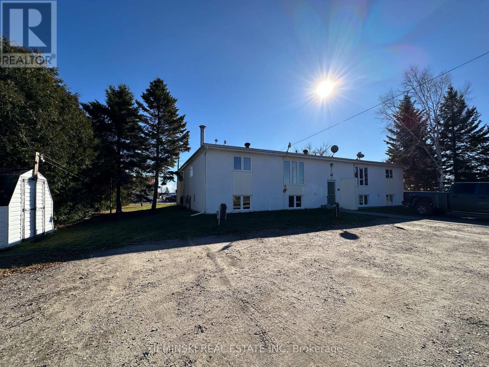 246 Cambridge Avenue, Iroquois Falls, Ontario  P0K 1E0 - Photo 2 - T12490086