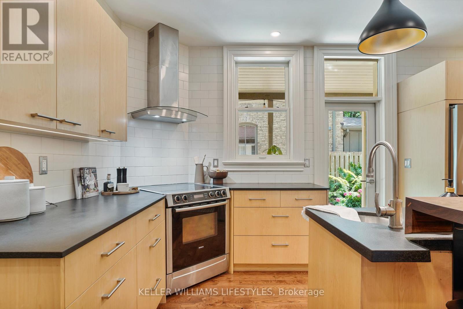 515 William Street, London East, Ontario  N6B 3E5 - Photo 16 - X12494142