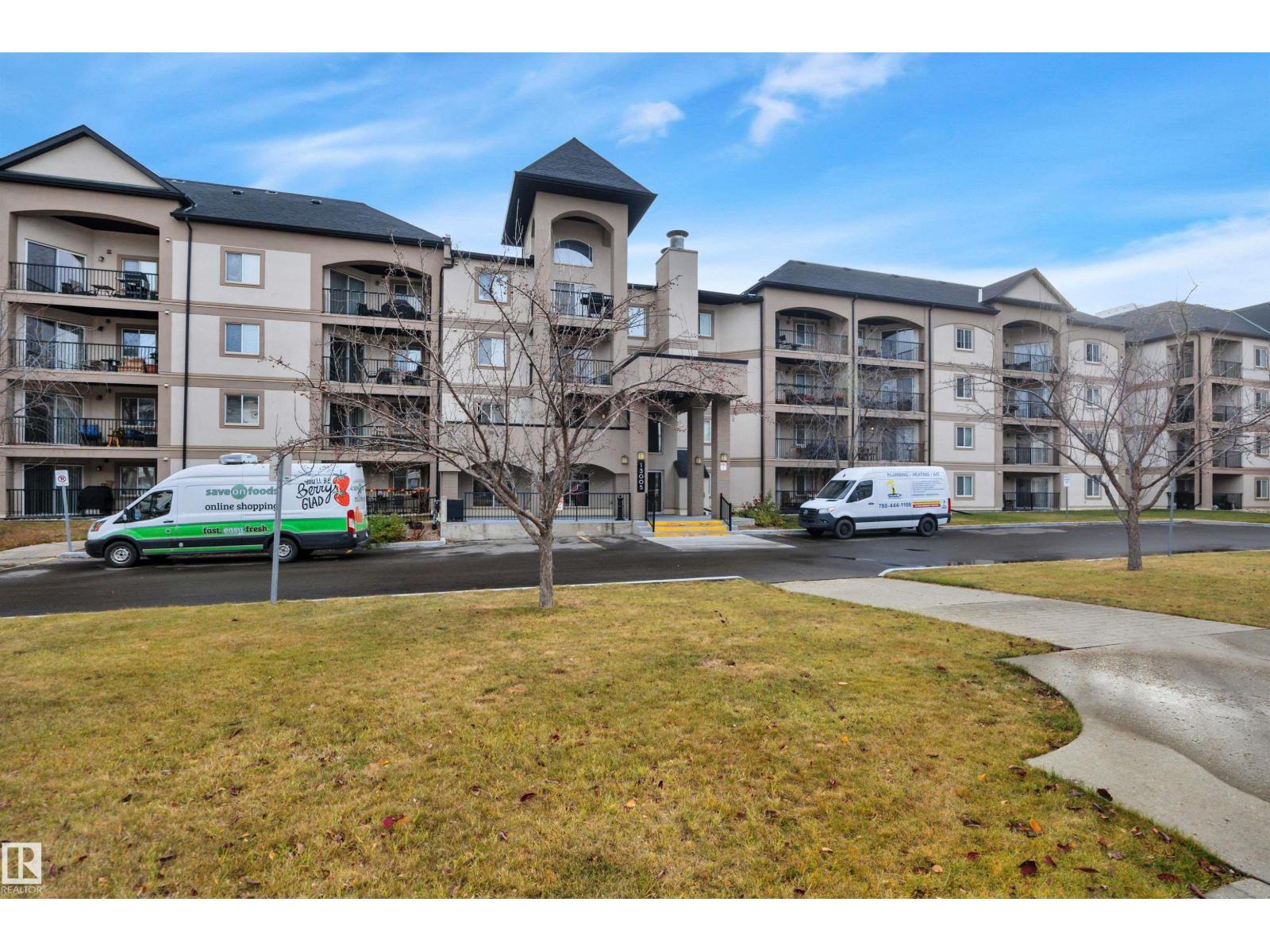 #121 13005 140 AV NW, Edmonton, Alberta