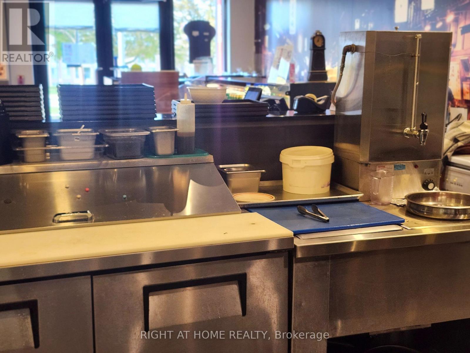 80 - 105 The Pond Road, Toronto, Ontario  M3J 0K9 - Photo 16 - W12494034