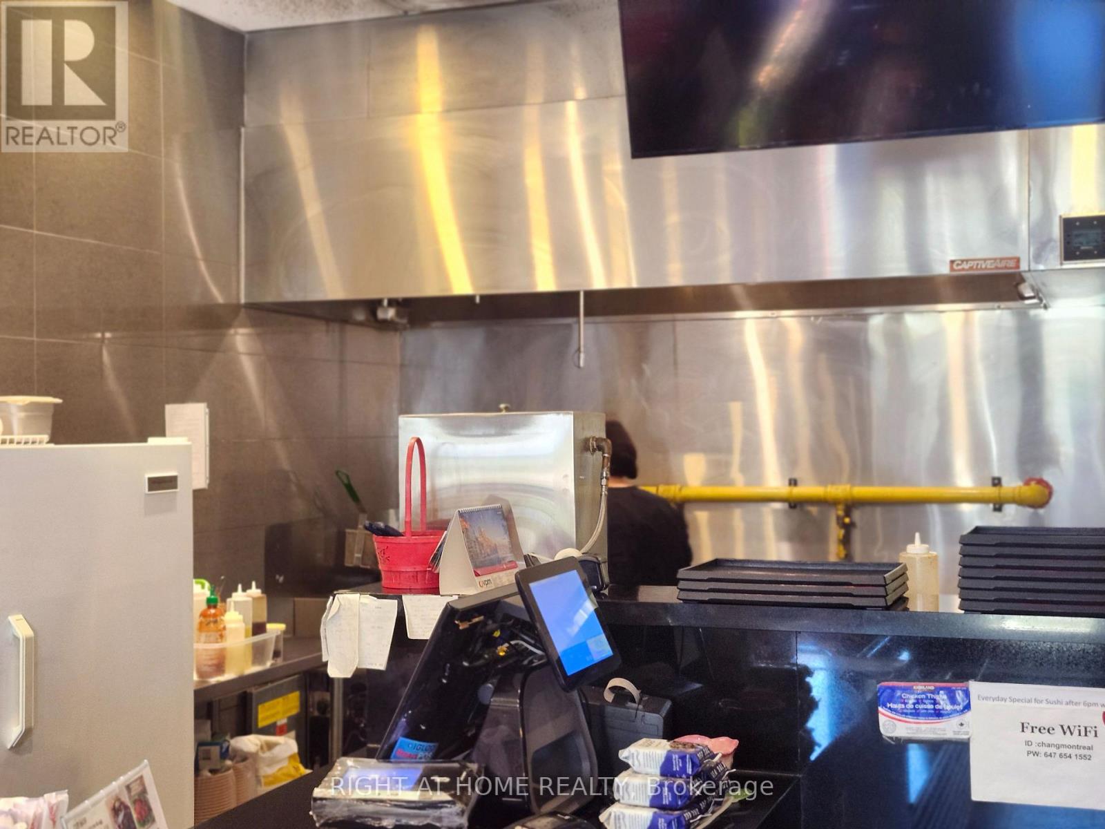 80 - 105 The Pond Road, Toronto, Ontario  M3J 0K9 - Photo 17 - W12494034