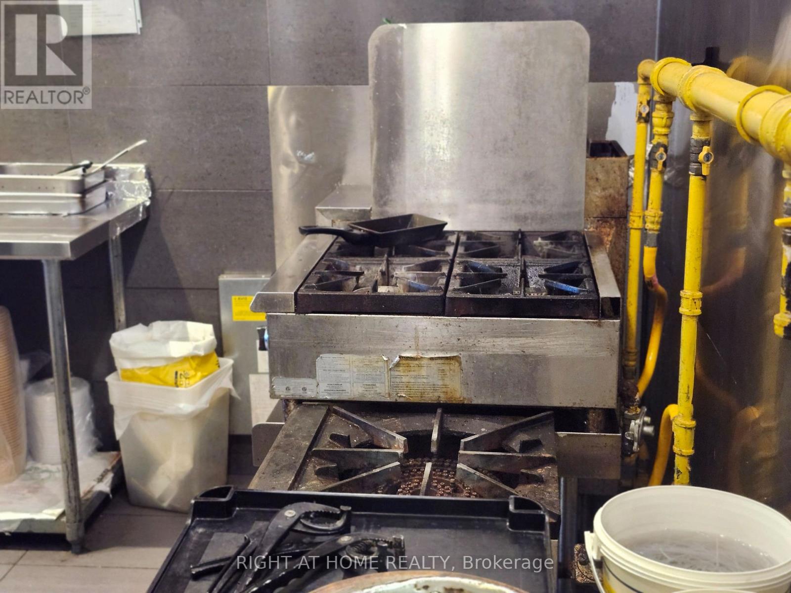 80 - 105 The Pond Road, Toronto, Ontario  M3J 0K9 - Photo 25 - W12494034