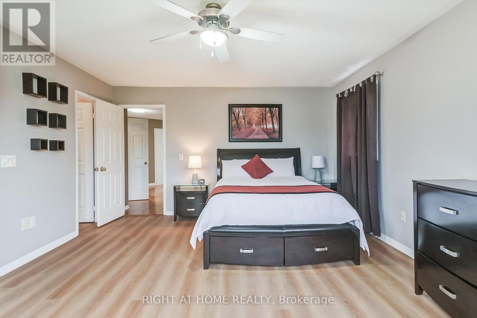 51 Crestridge Drive, Caledon, Ontario  L7E 2T9 - Photo 10 - W12494040