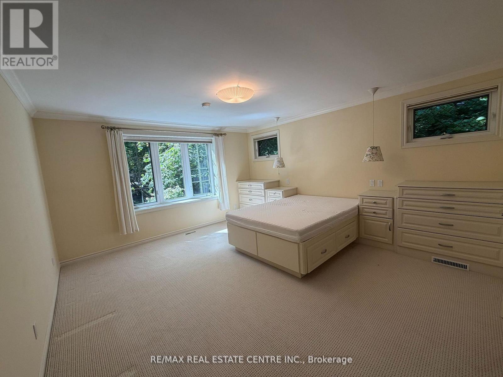 117 Watson Avenue, Oakville, Ontario  L6J 3T5 - Photo 16 - W12494046