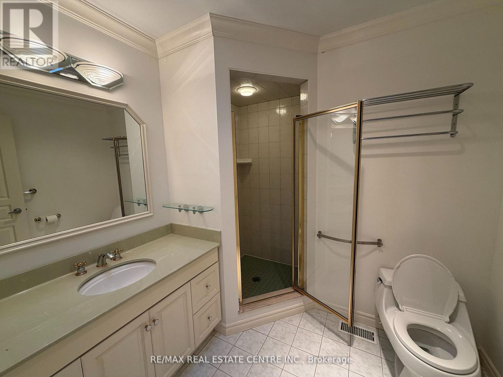 117 Watson Avenue, Oakville, Ontario  L6J 3T5 - Photo 18 - W12494046