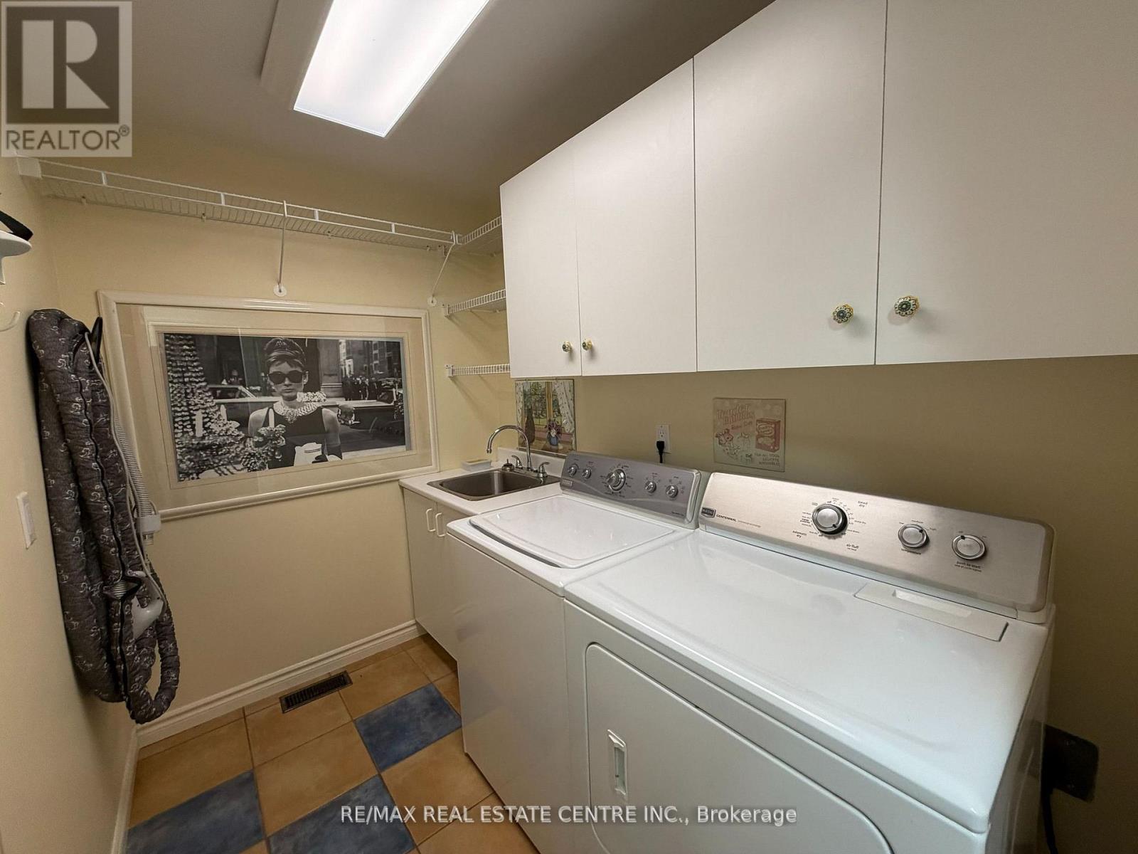 117 Watson Avenue, Oakville, Ontario  L6J 3T5 - Photo 19 - W12494046