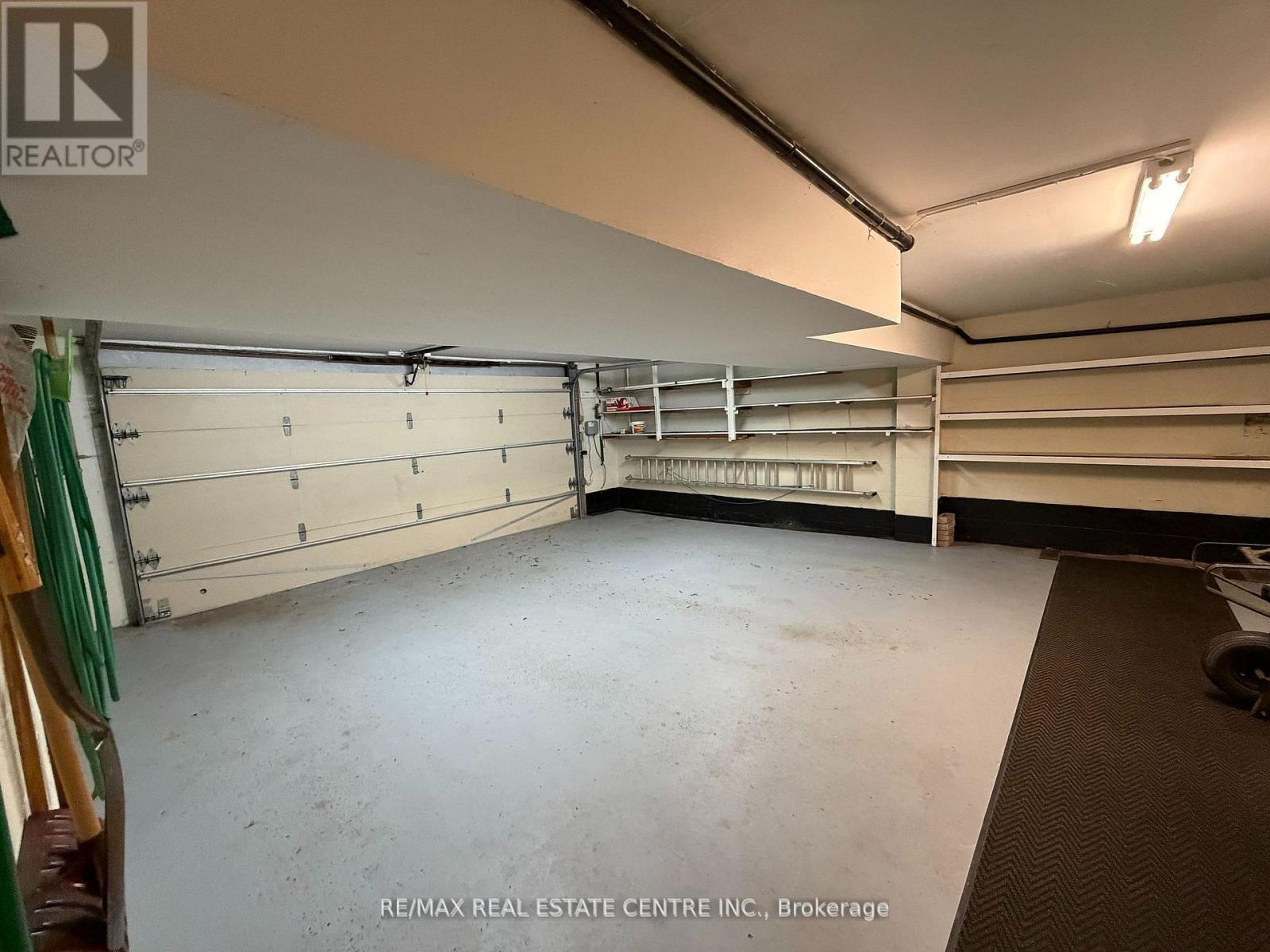 117 Watson Avenue, Oakville, Ontario  L6J 3T5 - Photo 23 - W12494046