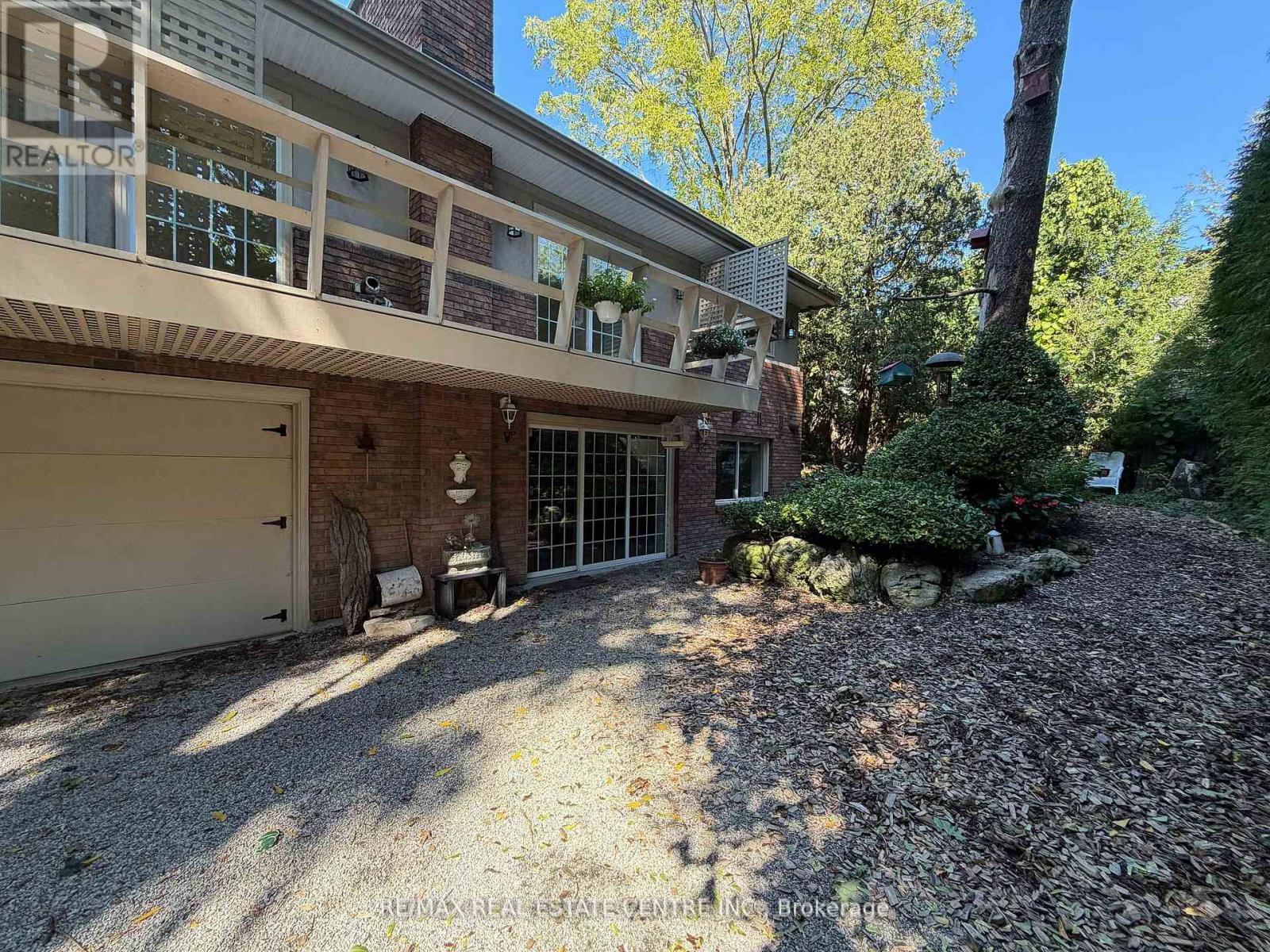 117 Watson Avenue, Oakville, Ontario  L6J 3T5 - Photo 30 - W12494046