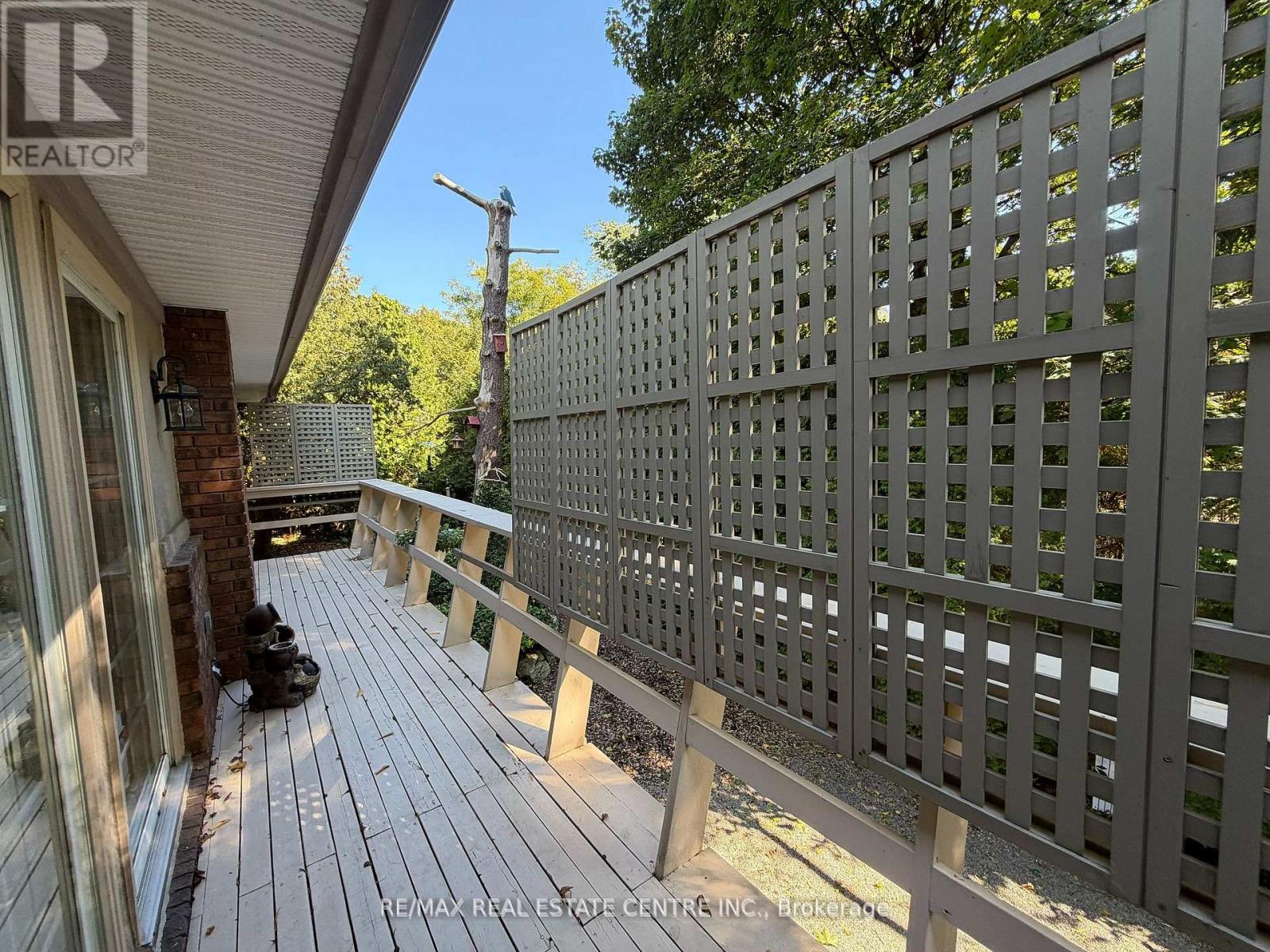 117 Watson Avenue, Oakville, Ontario  L6J 3T5 - Photo 6 - W12494046