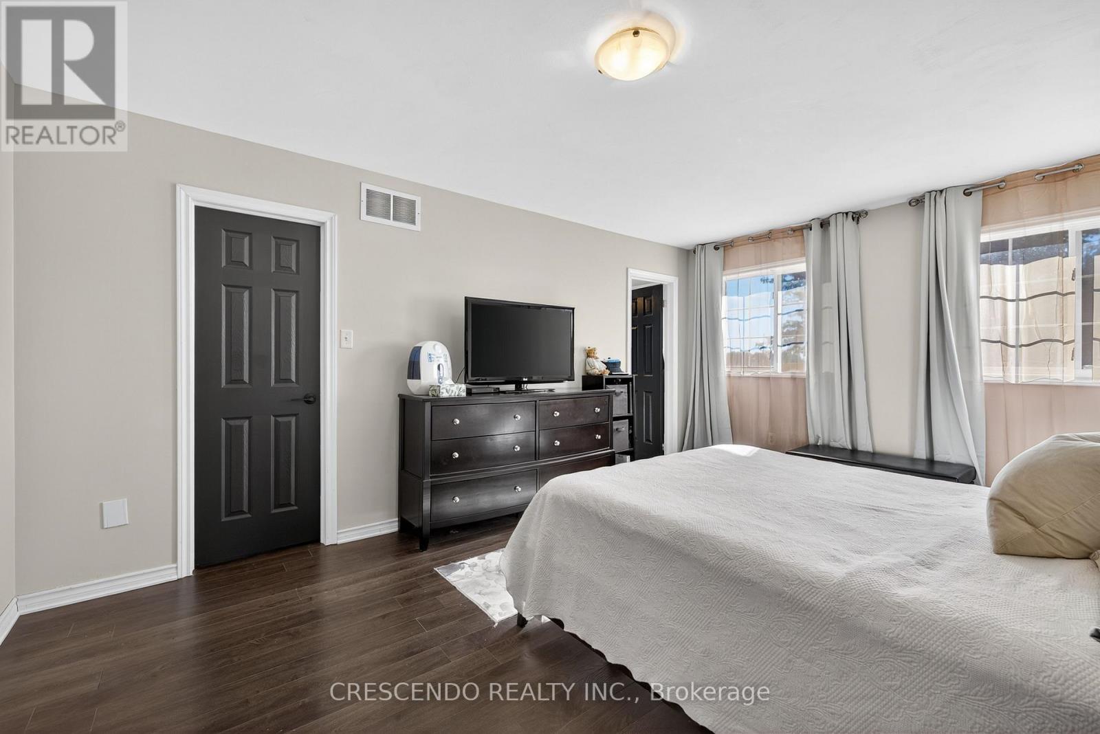 47 Frank Johnston Road, Caledon, Ontario  L7E 2L5 - Photo 28 - W12494052