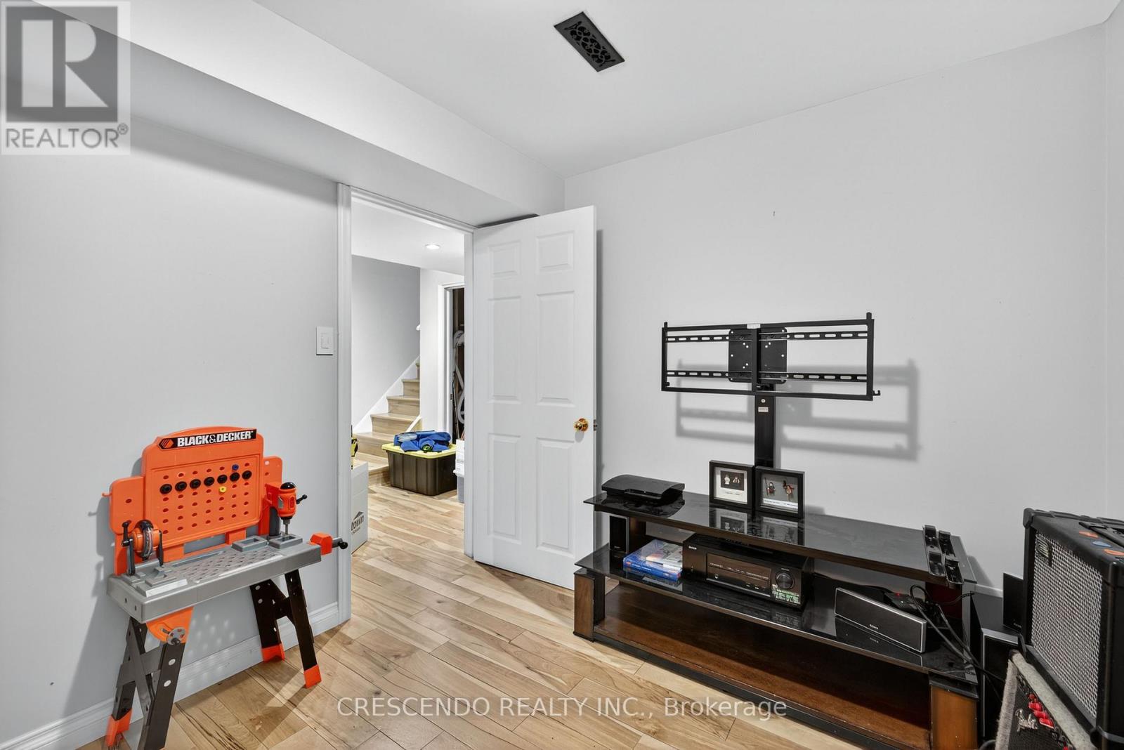 47 Frank Johnston Road, Caledon, Ontario  L7E 2L5 - Photo 36 - W12494052