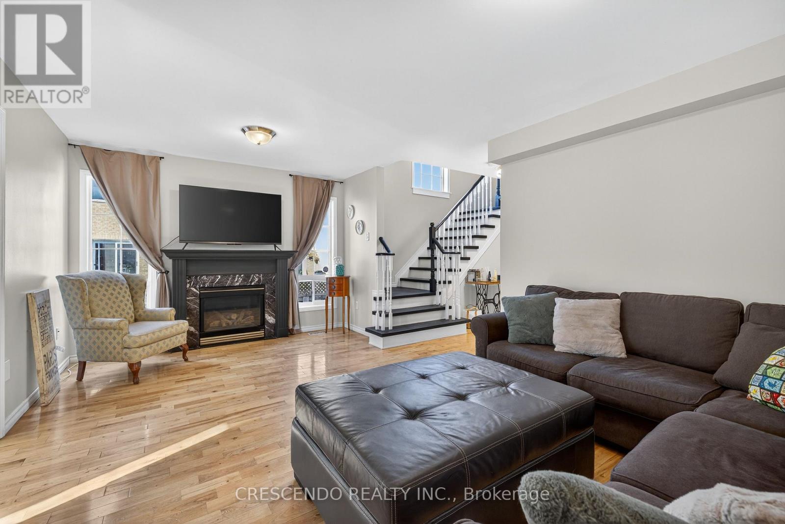 47 Frank Johnston Road, Caledon, Ontario  L7E 2L5 - Photo 9 - W12494052