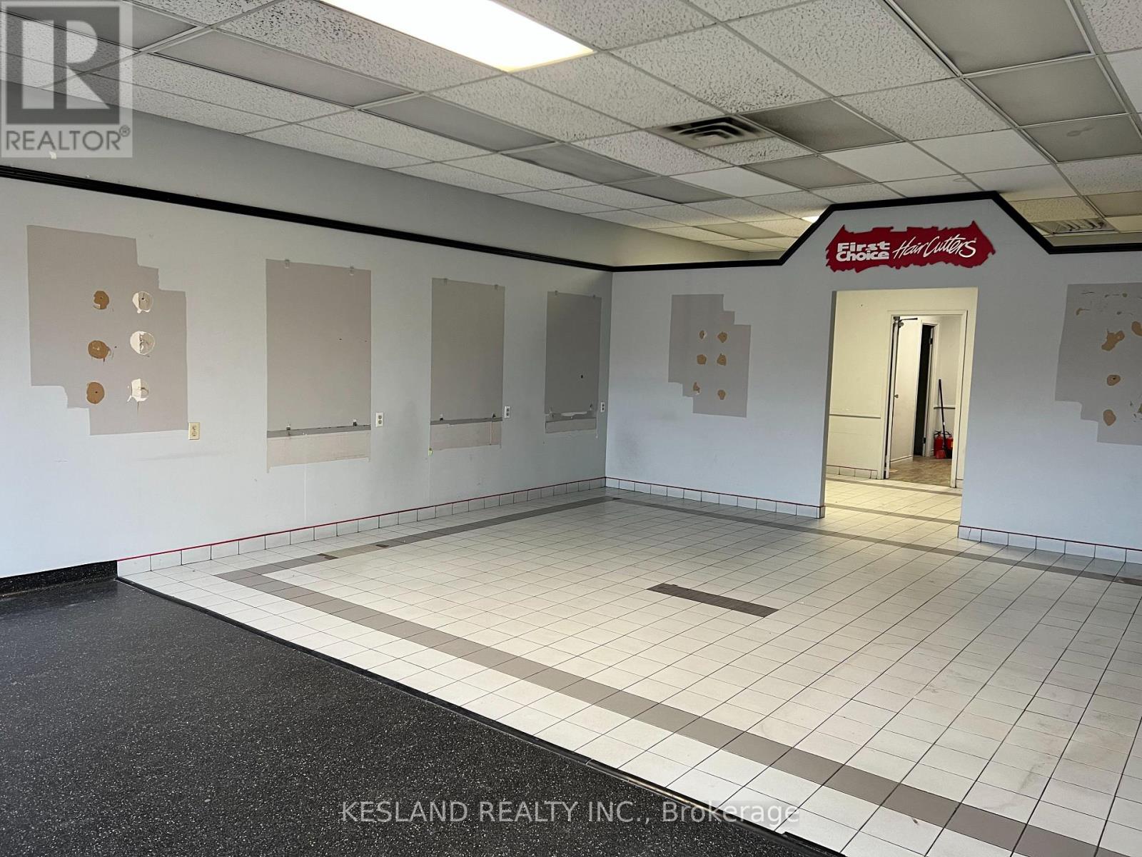 3 - 1021 Wilson Avenue, Toronto, Ontario  M3K 1G7 - Photo 2 - W12494088