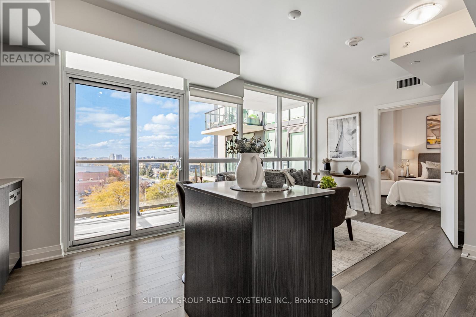 611 - 1461 Lawrence Avenue W, Toronto, Ontario  M6L 0A6 - Photo 17 - W12494096