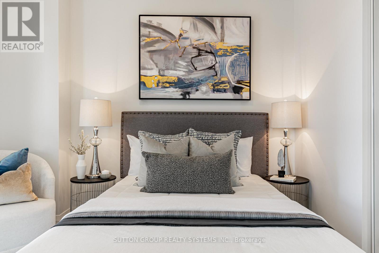 611 - 1461 Lawrence Avenue W, Toronto, Ontario  M6L 0A6 - Photo 19 - W12494096