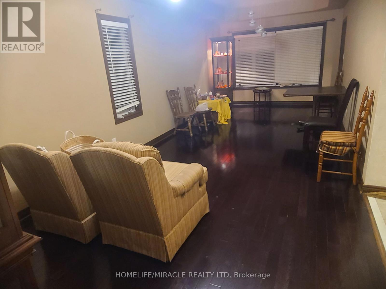 3120 Velmar Drive, Mississauga, Ontario  L5M 6V8 - Photo 5 - W12494100