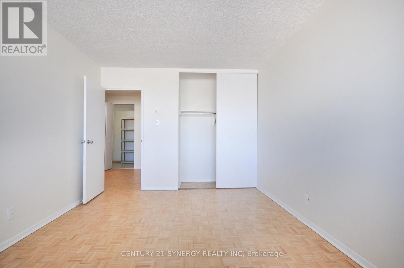 631 - 515 St Laurent Boulevard, Ottawa, Ontario  K1K 3X5 - Photo 18 - X12494120