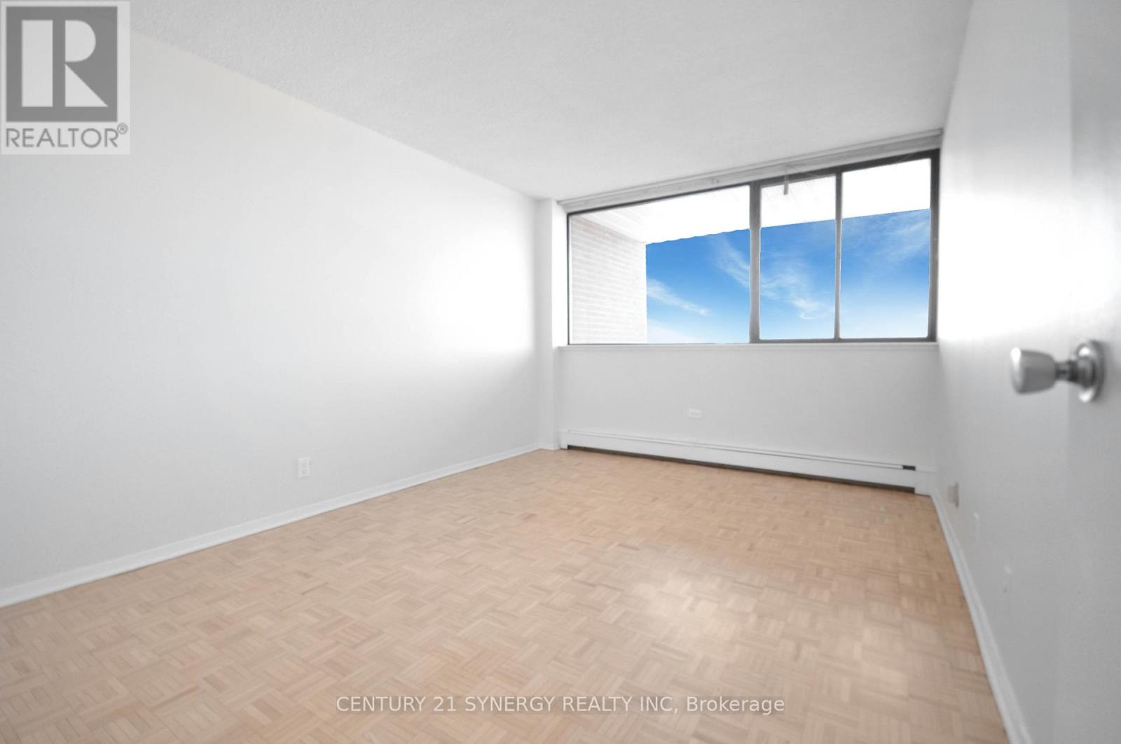 631 - 515 St Laurent Boulevard, Ottawa, Ontario  K1K 3X5 - Photo 19 - X12494120