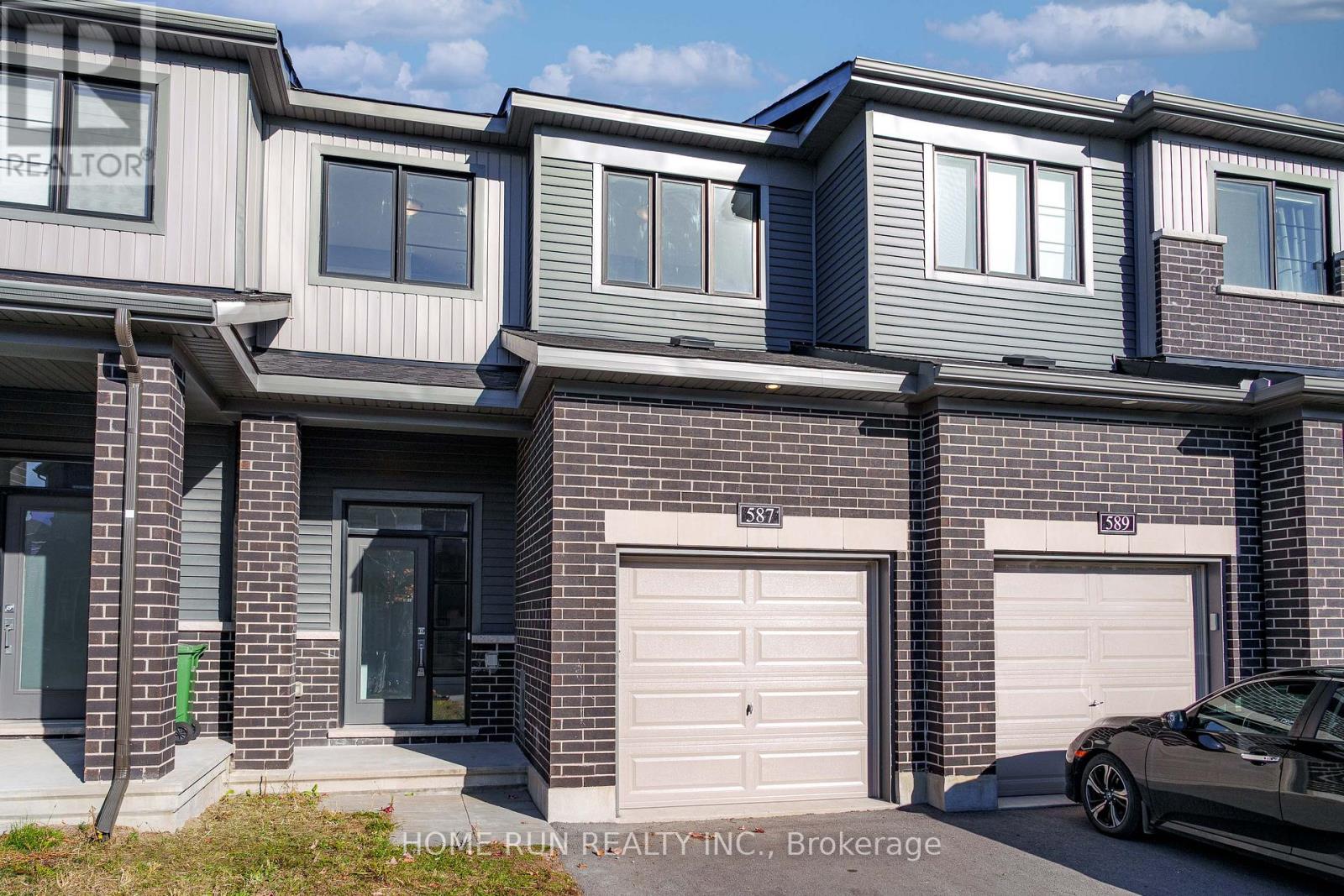 587 Lilith Street, Ottawa, Ontario  K2J 6Z5 - Photo 2 - X12494148