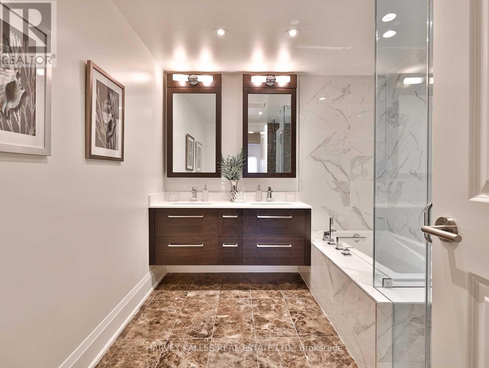 A - 2460 Bayview Avenue, Toronto, Ontario  M2L 0A3 - Photo 16 - C12493702