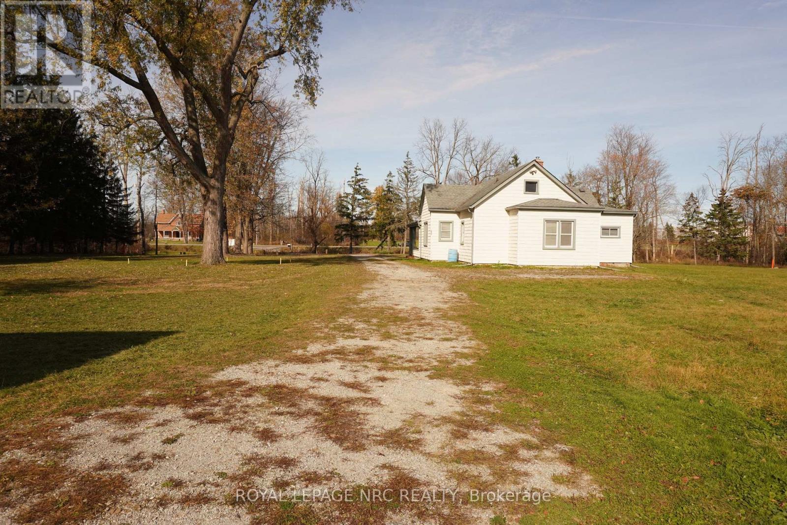 825 Garrison Road, Fort Erie, Ontario  L2A 1N6 - Photo 11 - X12494126