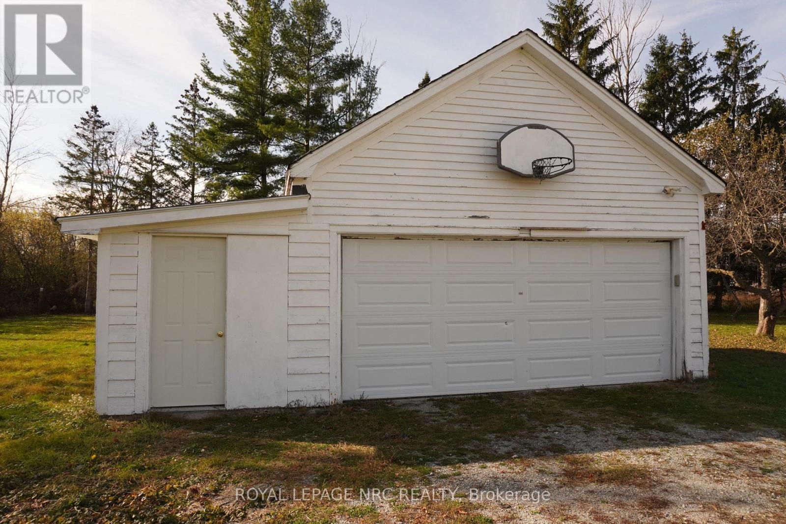 825 Garrison Road, Fort Erie, Ontario  L2A 1N6 - Photo 15 - X12494126