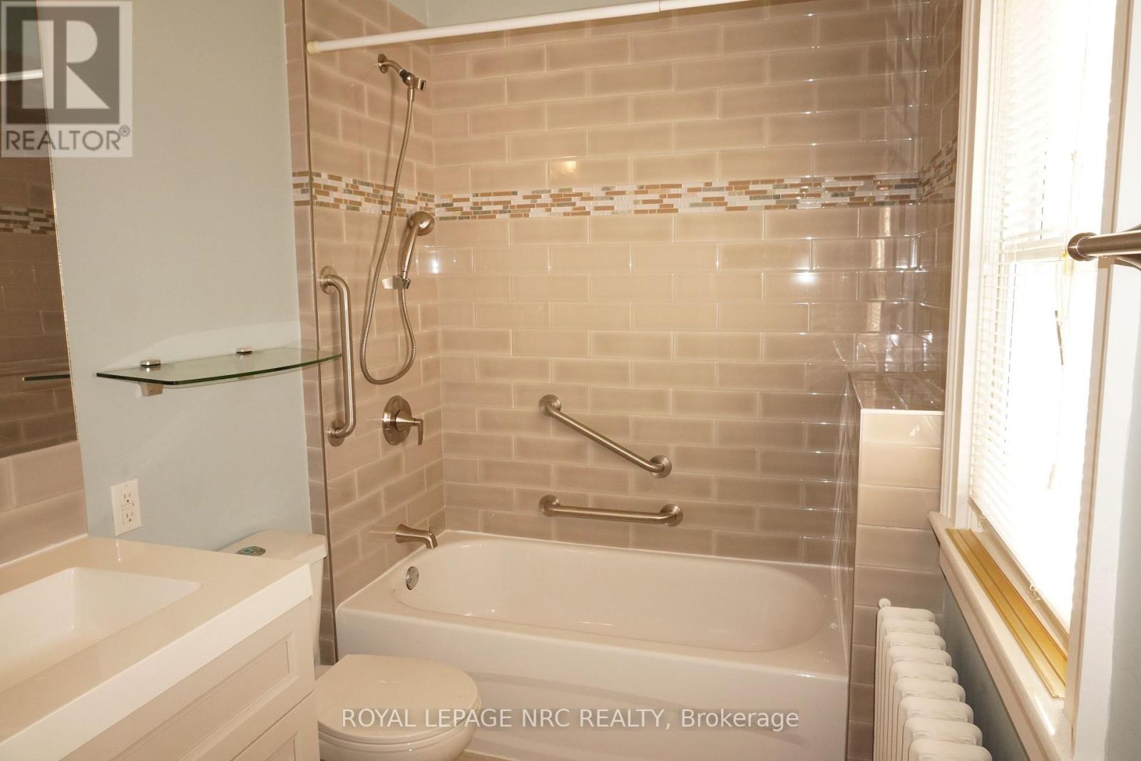 825 Garrison Road, Fort Erie, Ontario  L2A 1N6 - Photo 24 - X12494126