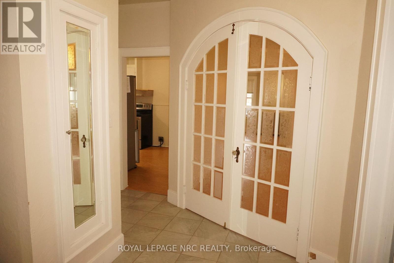 825 Garrison Road, Fort Erie, Ontario  L2A 1N6 - Photo 30 - X12494126