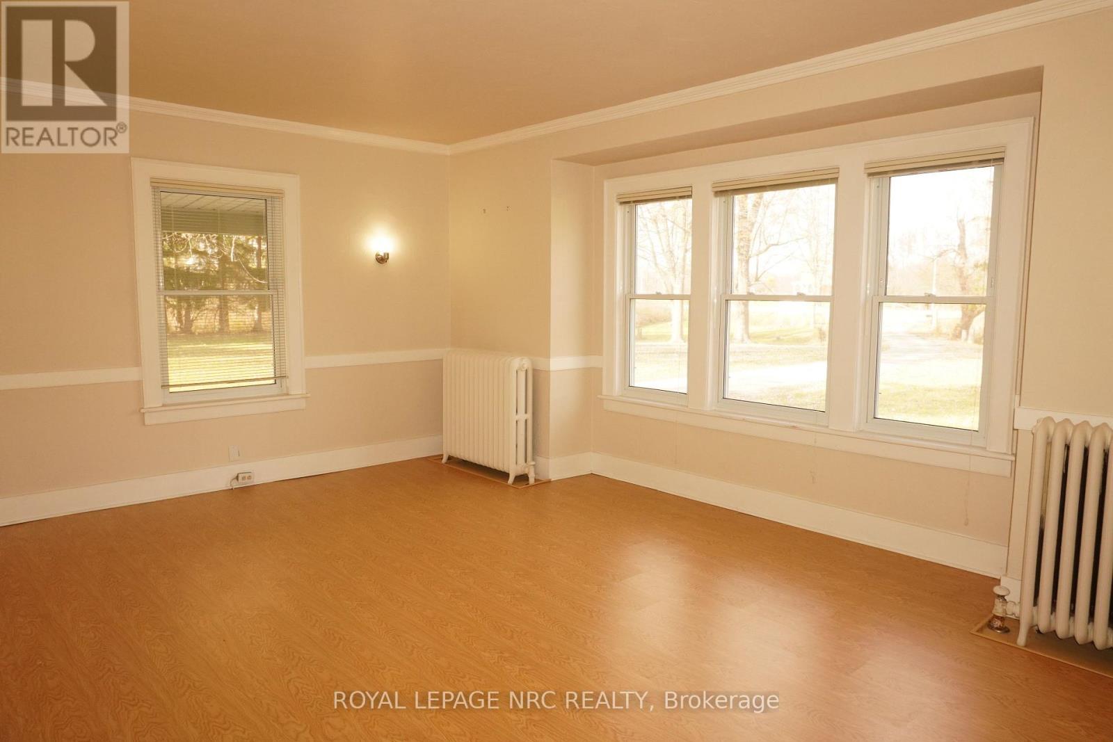 825 Garrison Road, Fort Erie, Ontario  L2A 1N6 - Photo 42 - X12494126