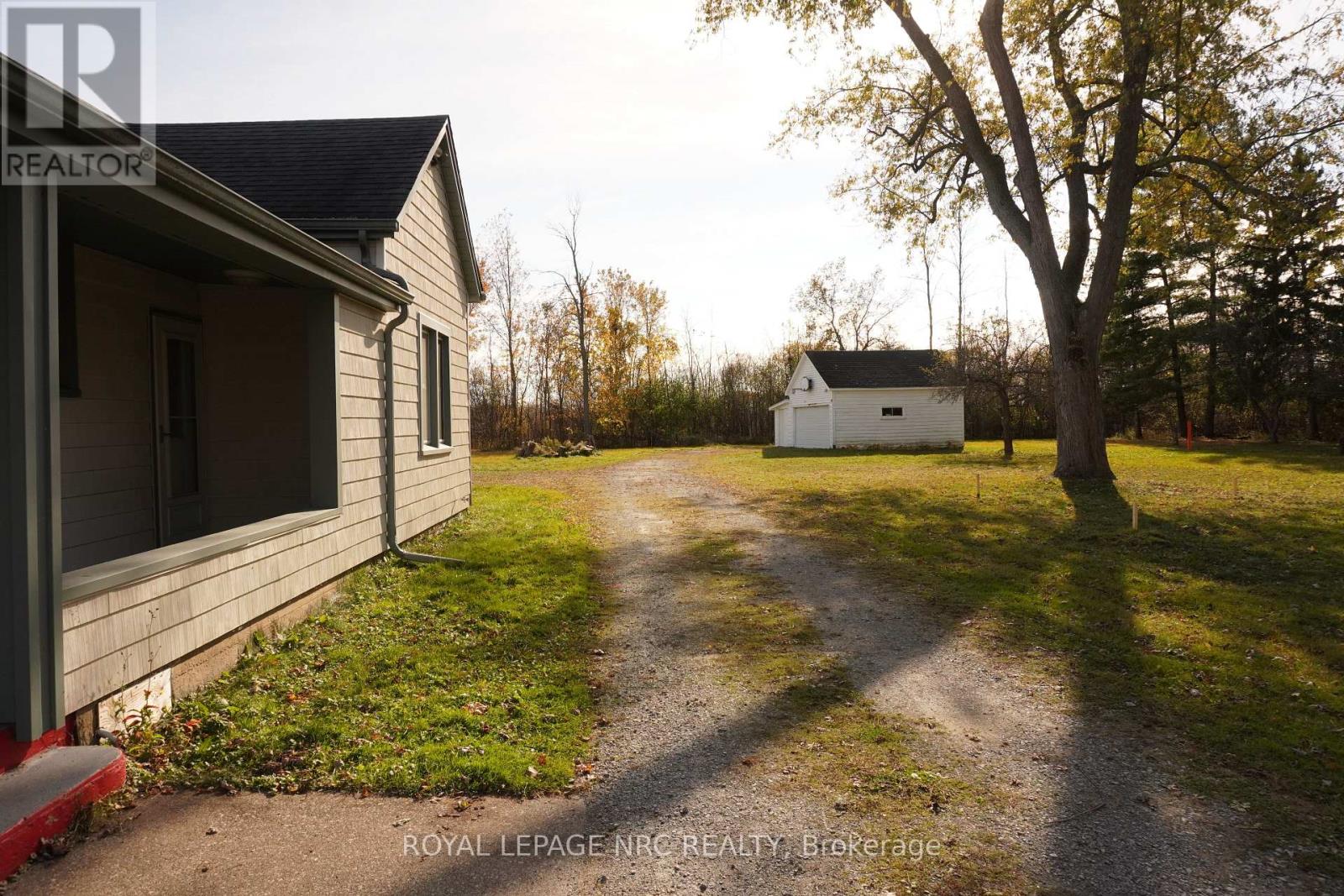 825 Garrison Road, Fort Erie, Ontario  L2A 1N6 - Photo 6 - X12494126