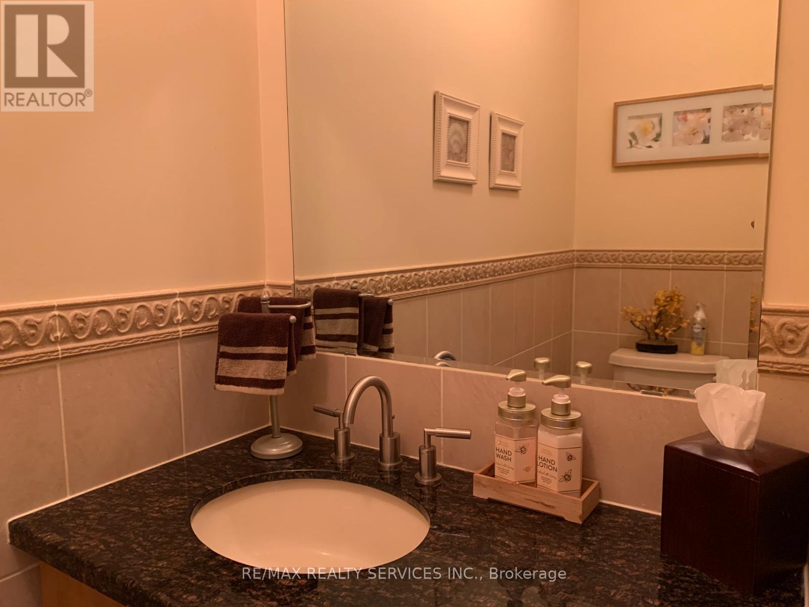 201 Bristol Road E, Mississauga, Ontario  L4Z 3V5 - Photo 24 - W12488024