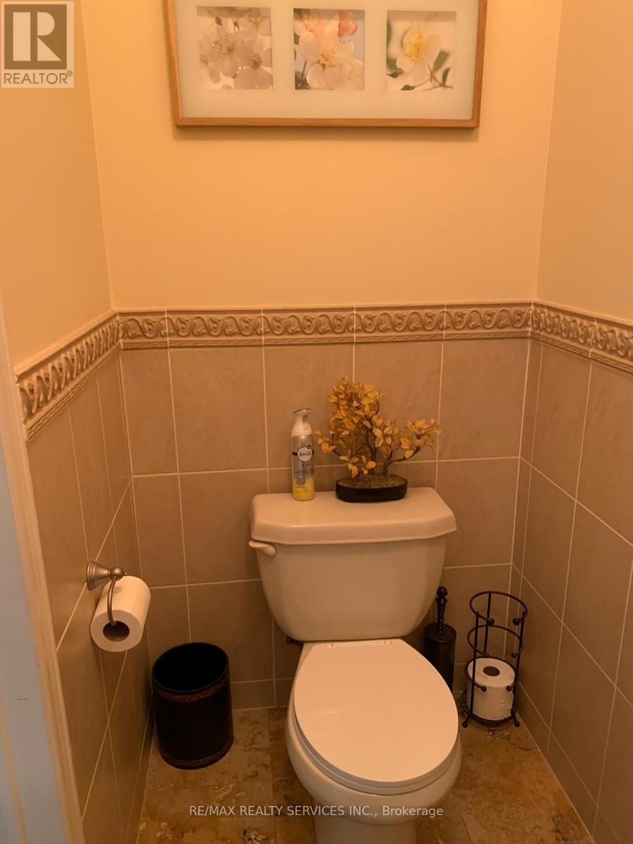 201 Bristol Road E, Mississauga, Ontario  L4Z 3V5 - Photo 25 - W12488024