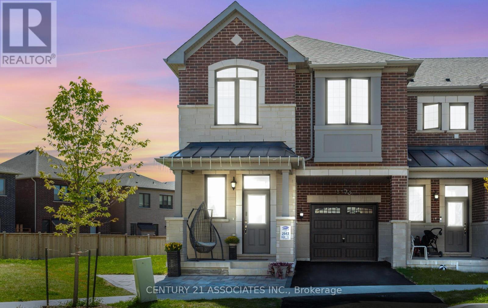 1796 Thames Circle, Milton, Ontario  L9E 1Y9 - Photo 2 - W12488464