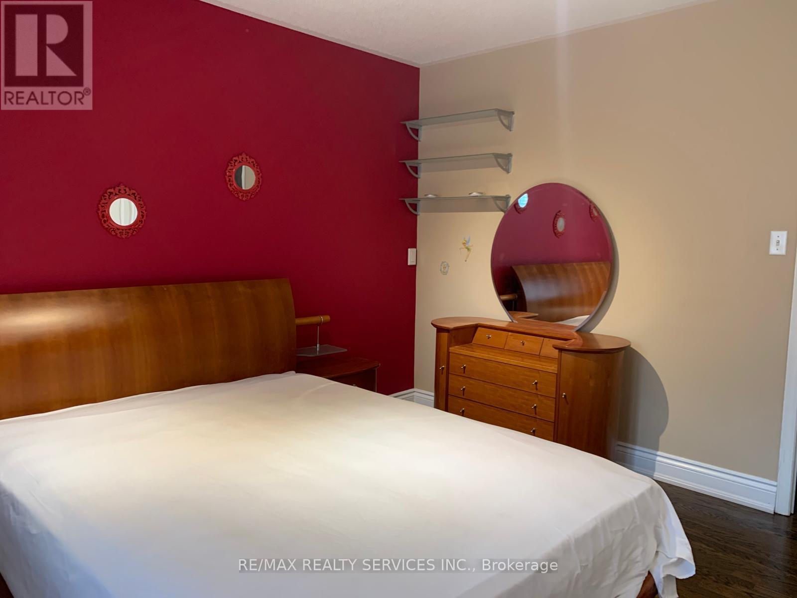 201 Bristol Road E, Mississauga, Ontario  L4Z 3V5 - Photo 22 - W12488024