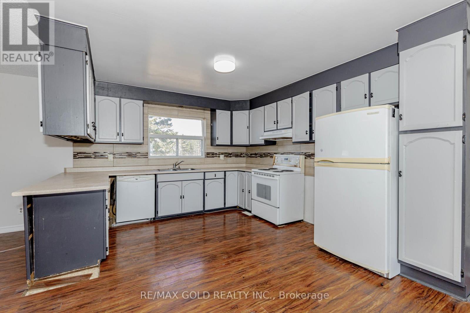 255505 9th Line, Amaranth, Ontario  L0N 1S5 - Photo 15 - X12467671