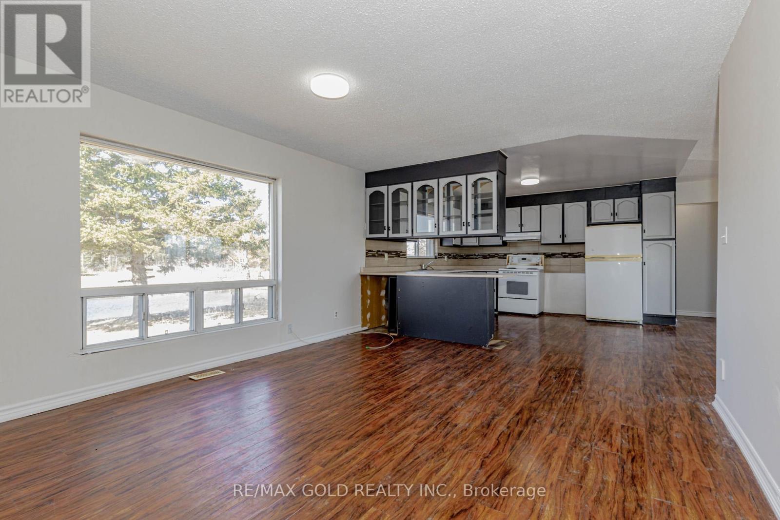 255505 9th Line, Amaranth, Ontario  L0N 1S5 - Photo 14 - X12467671