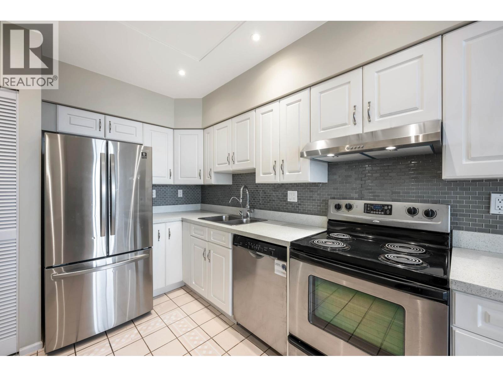 702 5885 Olive Avenue, Burnaby, British Columbia  V5H 4N8 - Photo 26 - R3063504