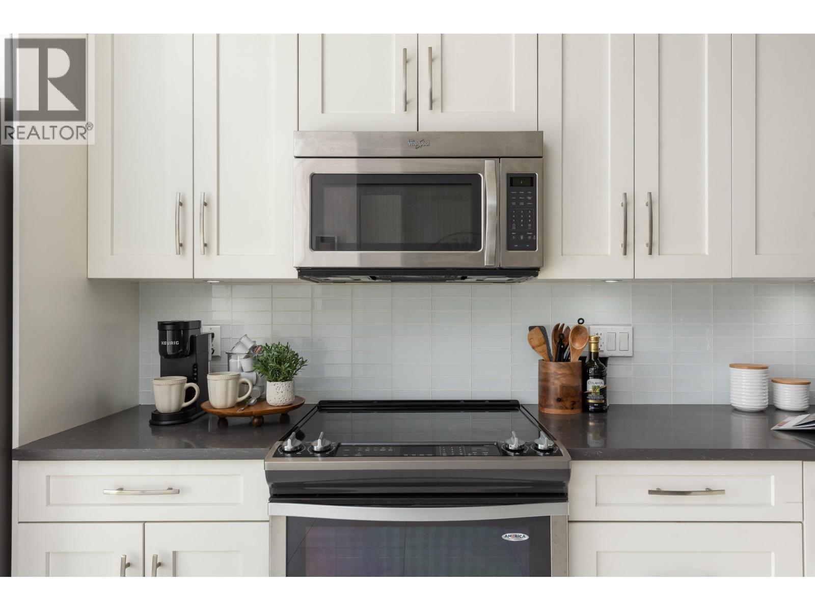 8 9989 240a Street, Maple Ridge, British Columbia  V2W 1Z9 - Photo 3 - R3063511