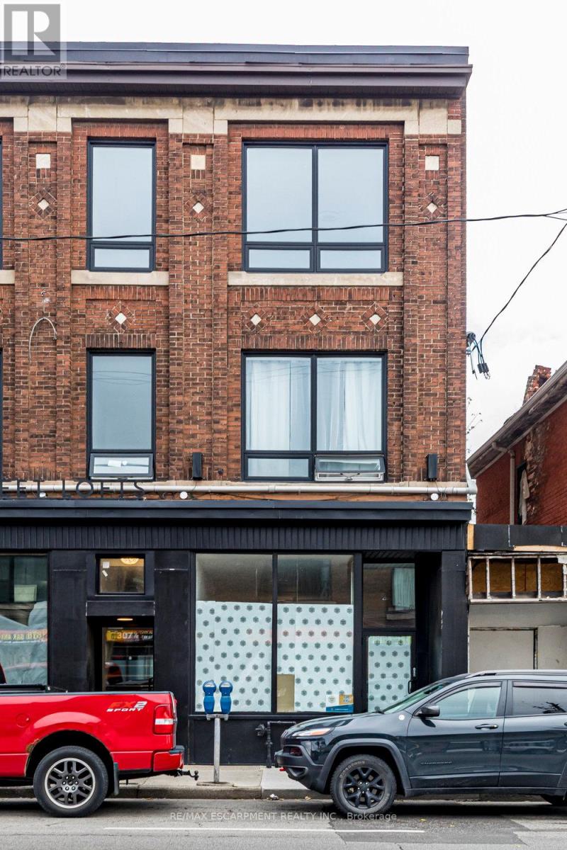 309 Barton Street E, Hamilton, Ontario  L8L 2X4 - Photo 3 - X12494018
