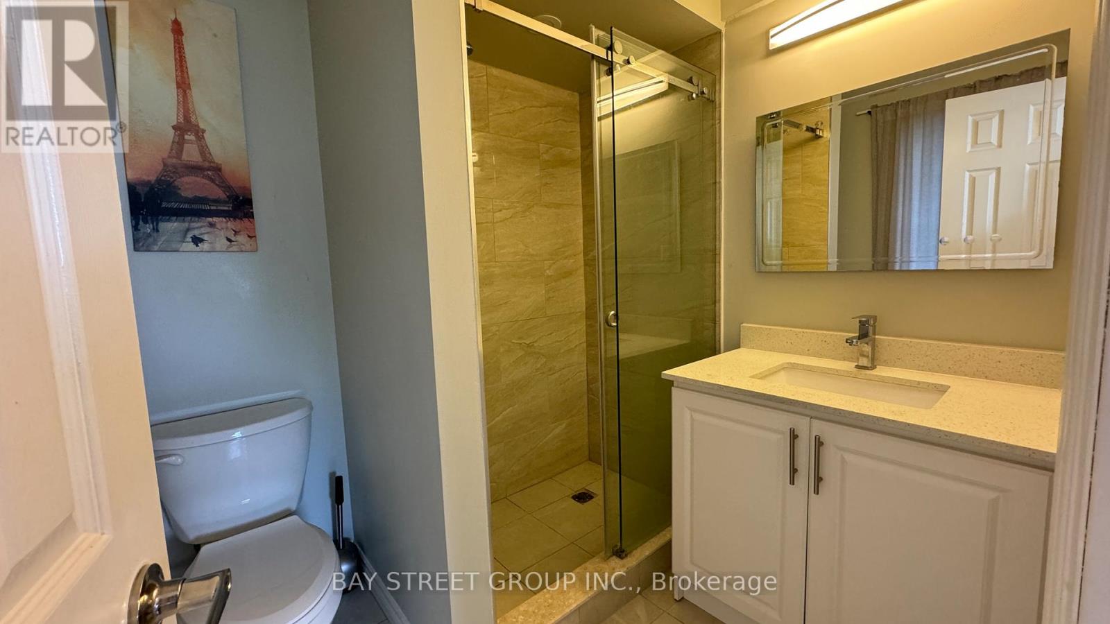 4738 Huron Street, Niagara Falls, Ontario  L2E 2H9 - Photo 4 - X12494032