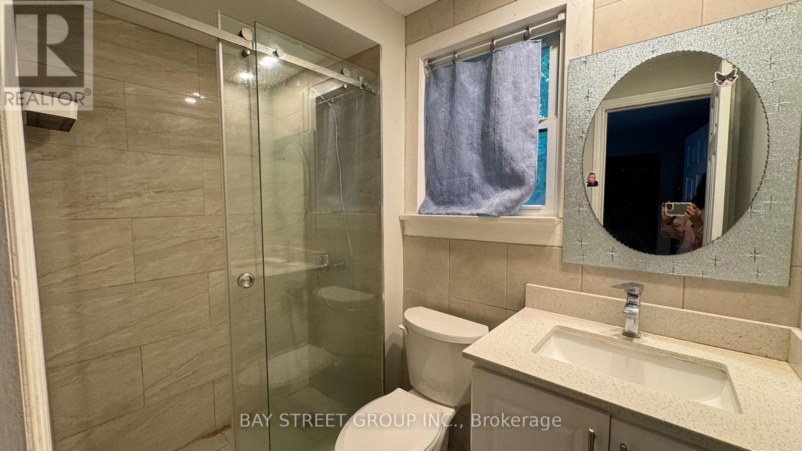 4738 Huron Street, Niagara Falls, Ontario  L2E 2H9 - Photo 8 - X12494032