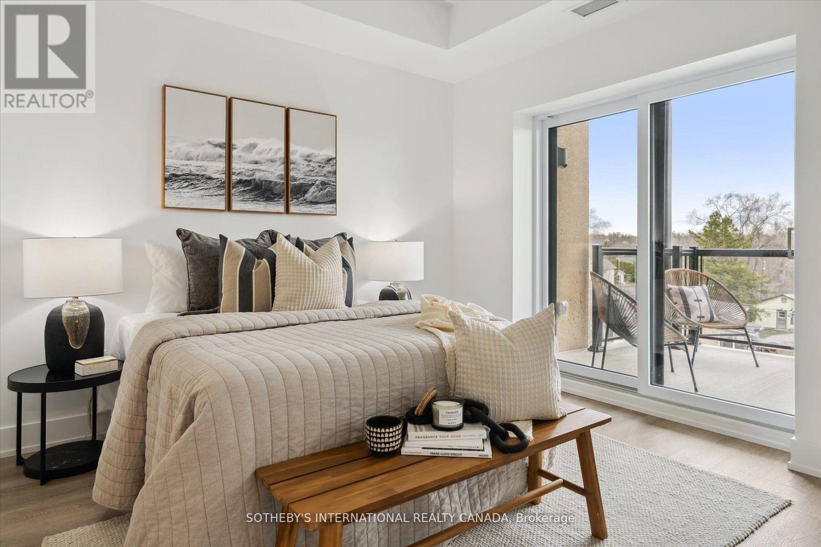 306 - 19b West Street N, Kawartha Lakes, Ontario  K0M 1N0 - Photo 11 - X12494076