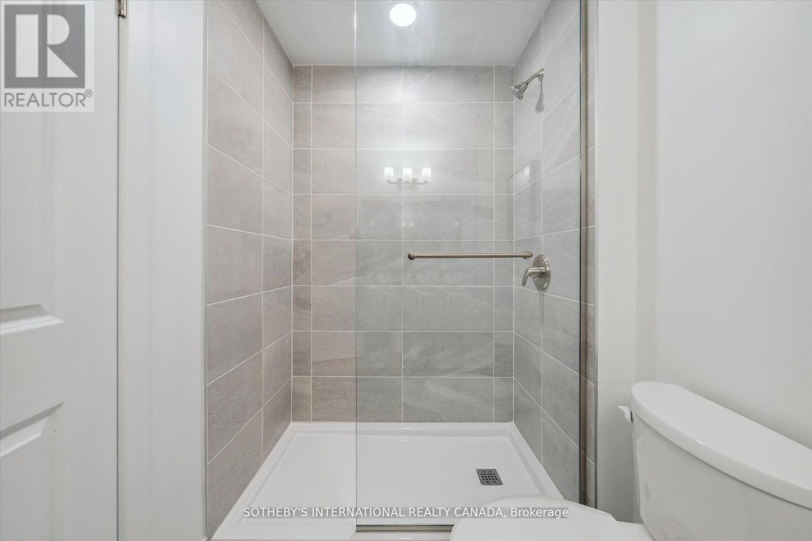 306 - 19b West Street N, Kawartha Lakes, Ontario  K0M 1N0 - Photo 15 - X12494076