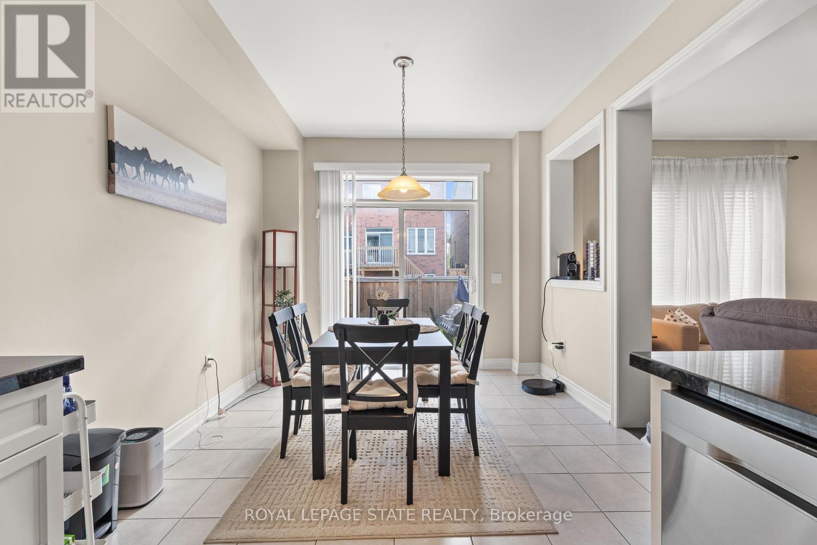 28 Heming Trail, Hamilton, Ontario  L9G 0J8 - Photo 12 - X12494086