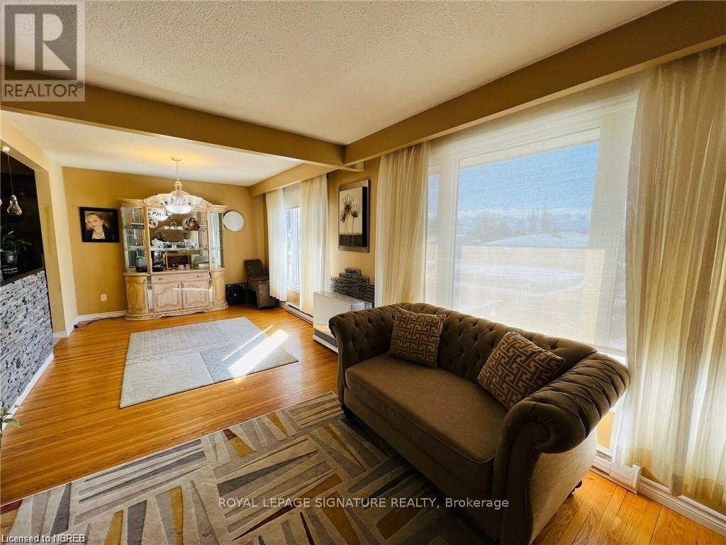 88 Beverly Road, North Bay, Ontario  P1B 7P8 - Photo 8 - X12494112