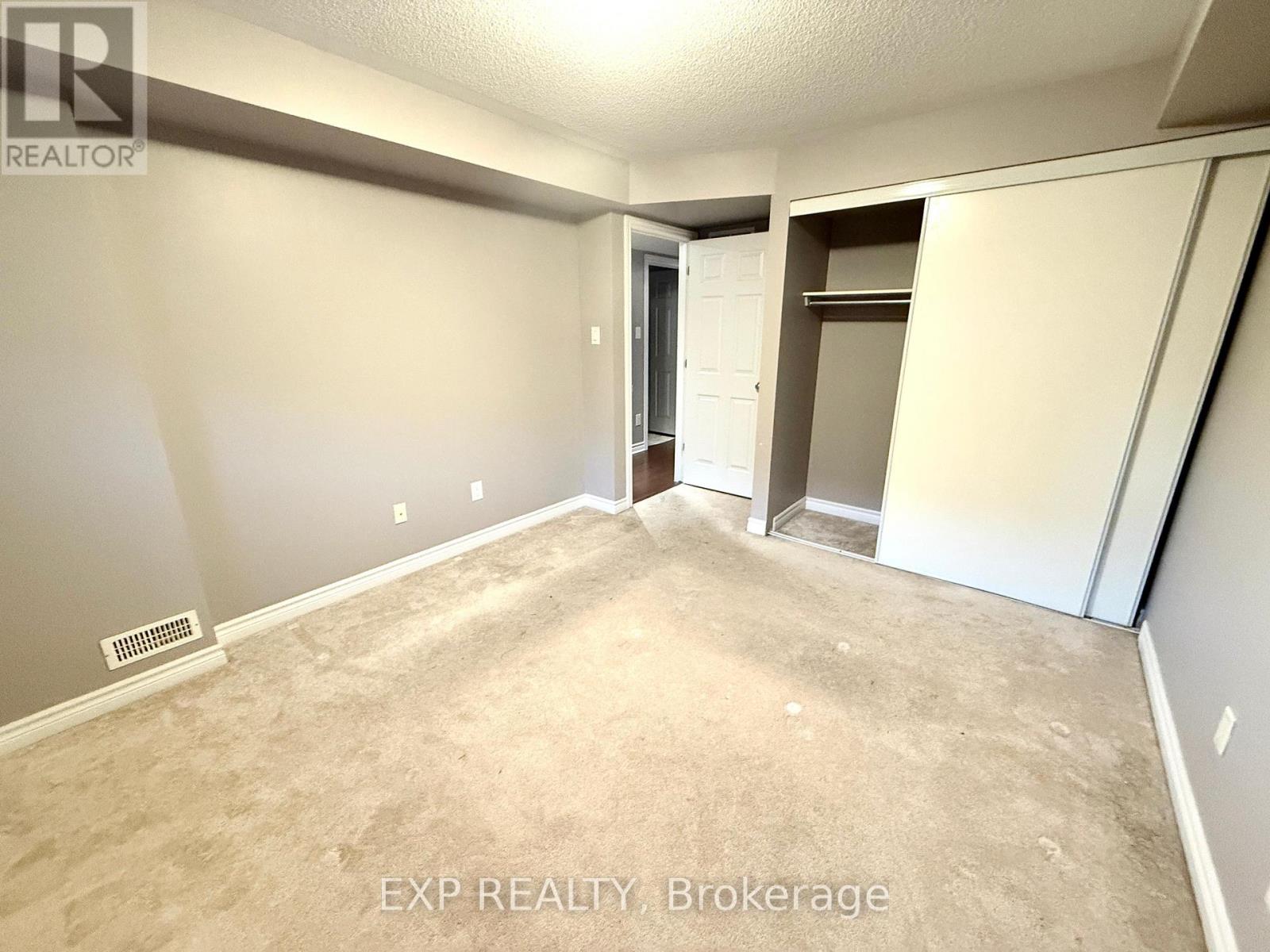 2 - 105 Bluestone Private, Ottawa, Ontario  K4A 0X7 - Photo 20 - X12446335