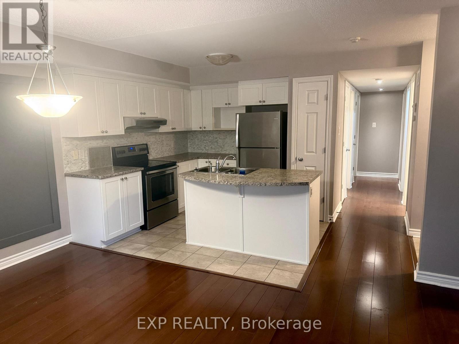 2 - 105 Bluestone Private, Ottawa, Ontario  K4A 0X7 - Photo 14 - X12446335