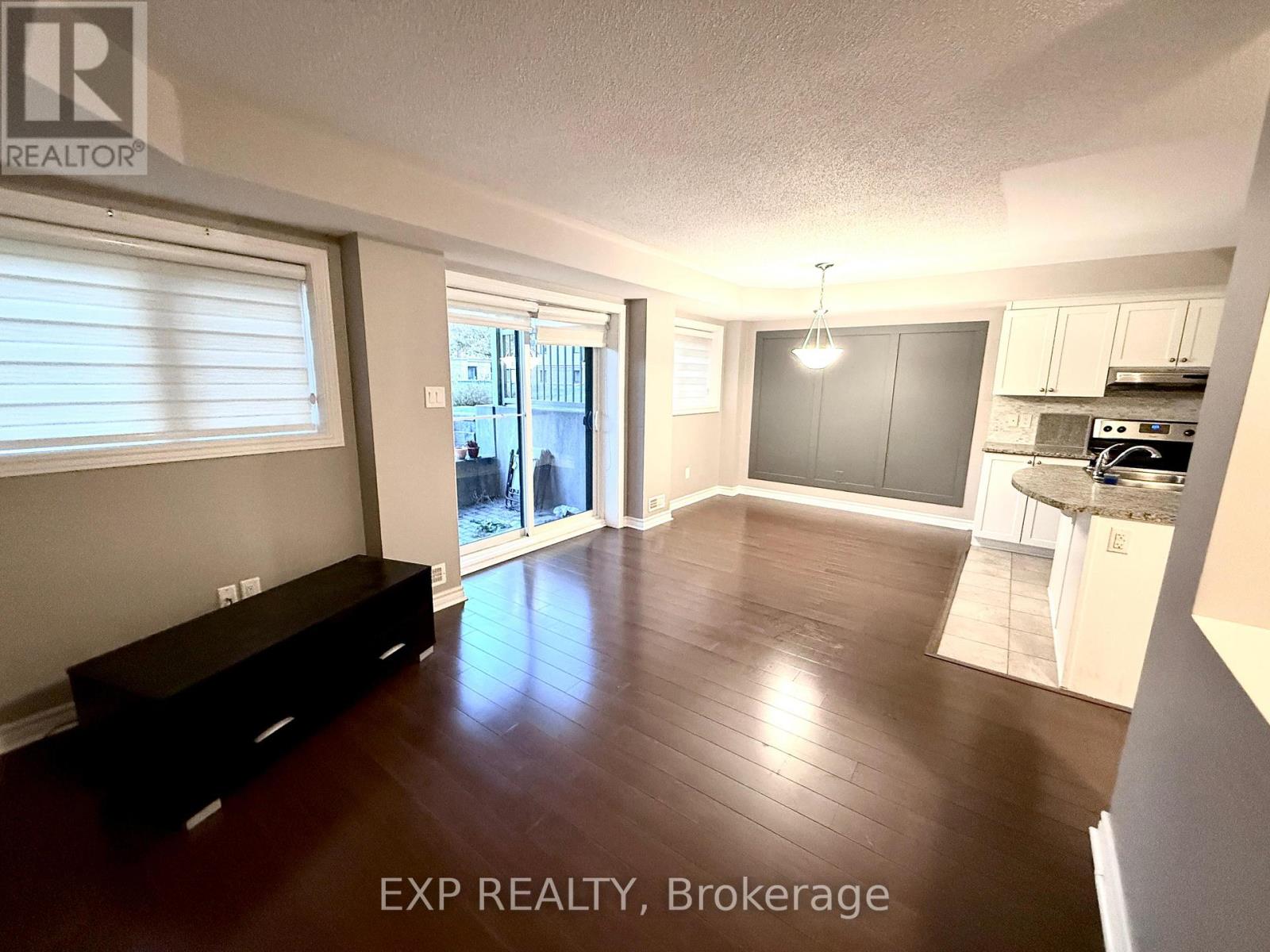 2 - 105 Bluestone Private, Ottawa, Ontario  K4A 0X7 - Photo 4 - X12446335